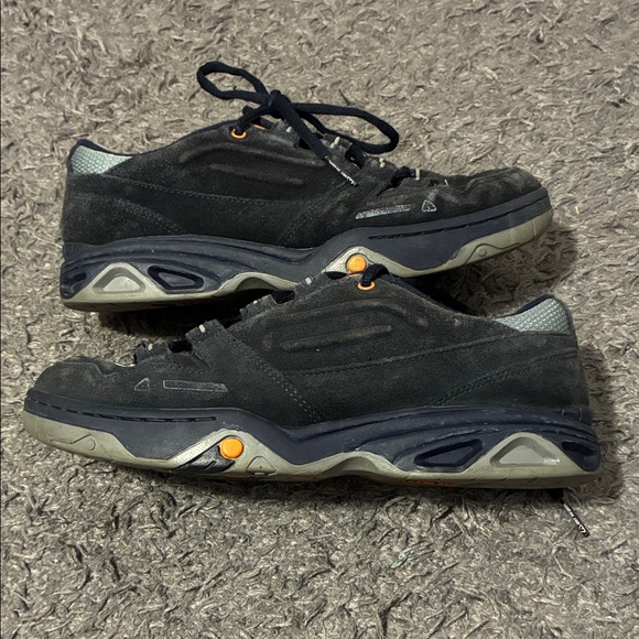 Airwalk Other - Vintage airwalk skate shoe